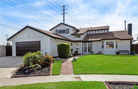 Photo of 10484 Teal Circle, Fountain Valley, CA 92708 (MLS # OC25263005)