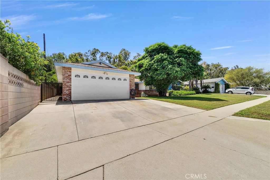 16560 Wing Lane