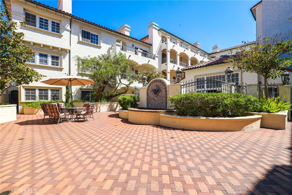 1901 E Ocean Boulevard 103