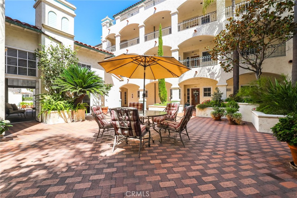 1901 E Ocean Boulevard 103