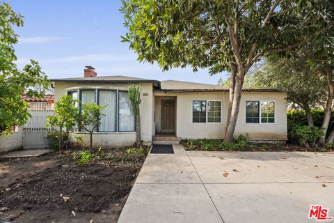 Photo of 8860 Horner Street, Los Angeles, CA 90035 (MLS # 25597777)