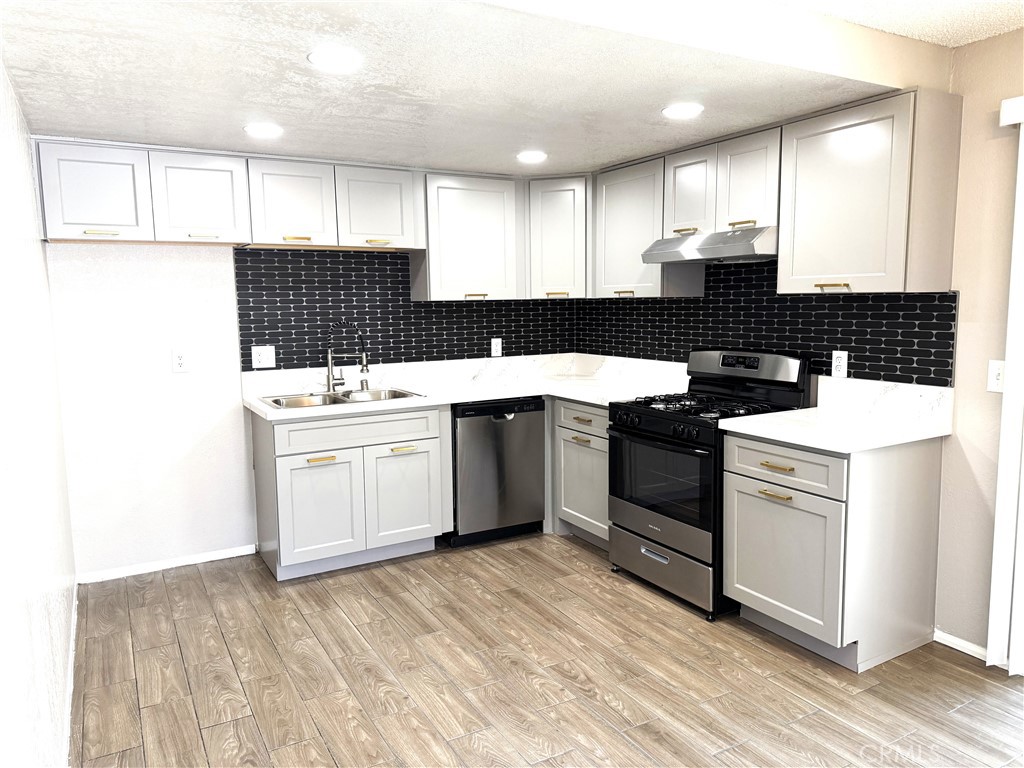 Huntington North (HNOR) - Residential Lease