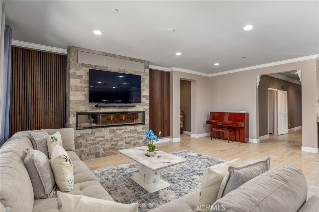 26323 Desert Rose Lane