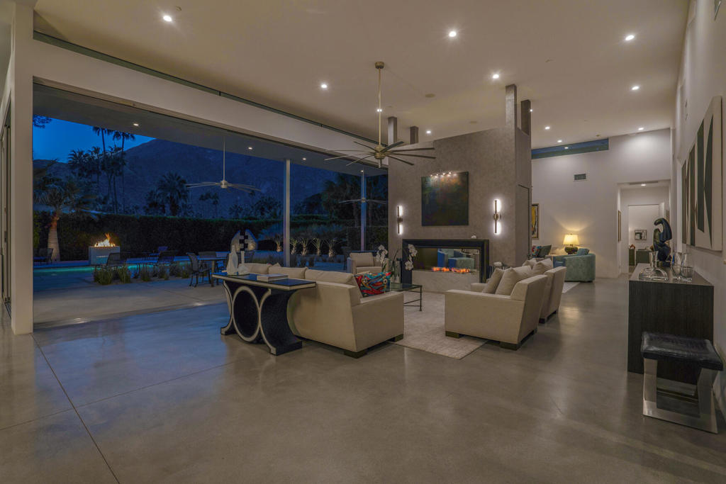Old Las Palmas - Residential