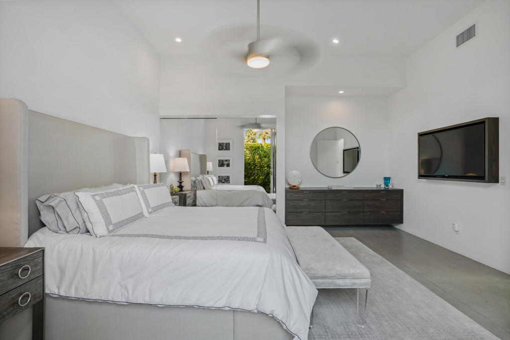 Old Las Palmas - Residential
