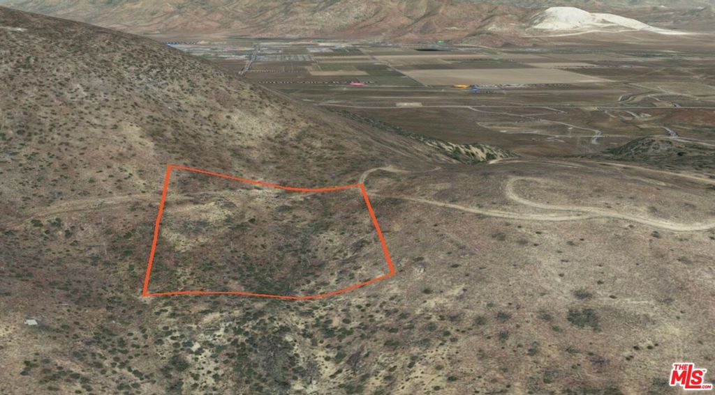 2.5 acre lot. Zoned Open Space. Trustee Sale. Buyer to perform all due diligence and investigations. Seller and Seller's broker have only limited, public knowledge of site, uses and access for showings and future use. Appraisal on file with Seller