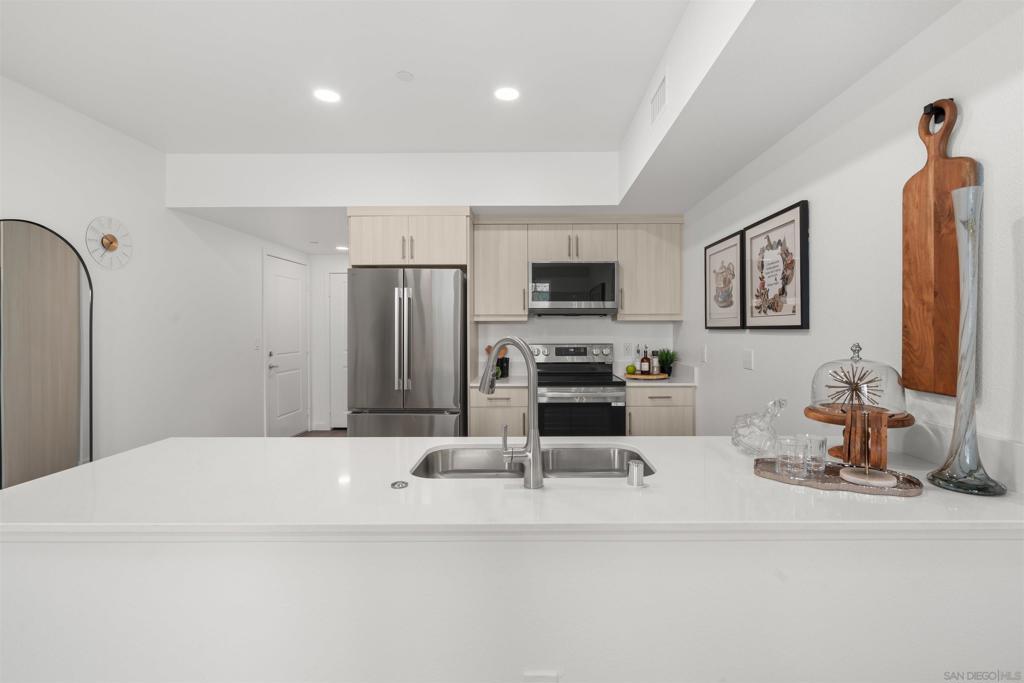 2724 El Cajon Blvd 613