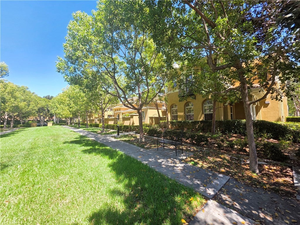 129 Chantilly 129 Chantilly
