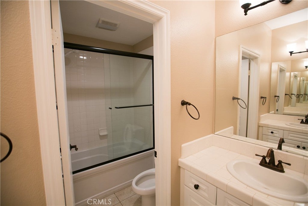 129 Chantilly, Irvine CA 92620 - Photo 33