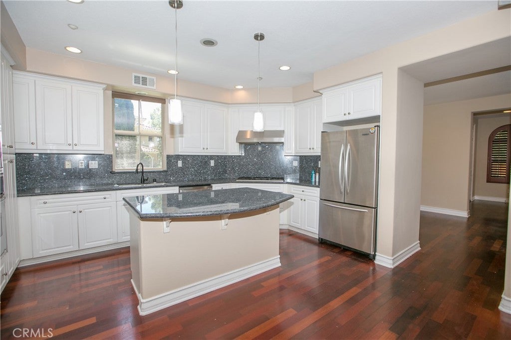 129 Chantilly, Irvine CA 92620 - Photo 20