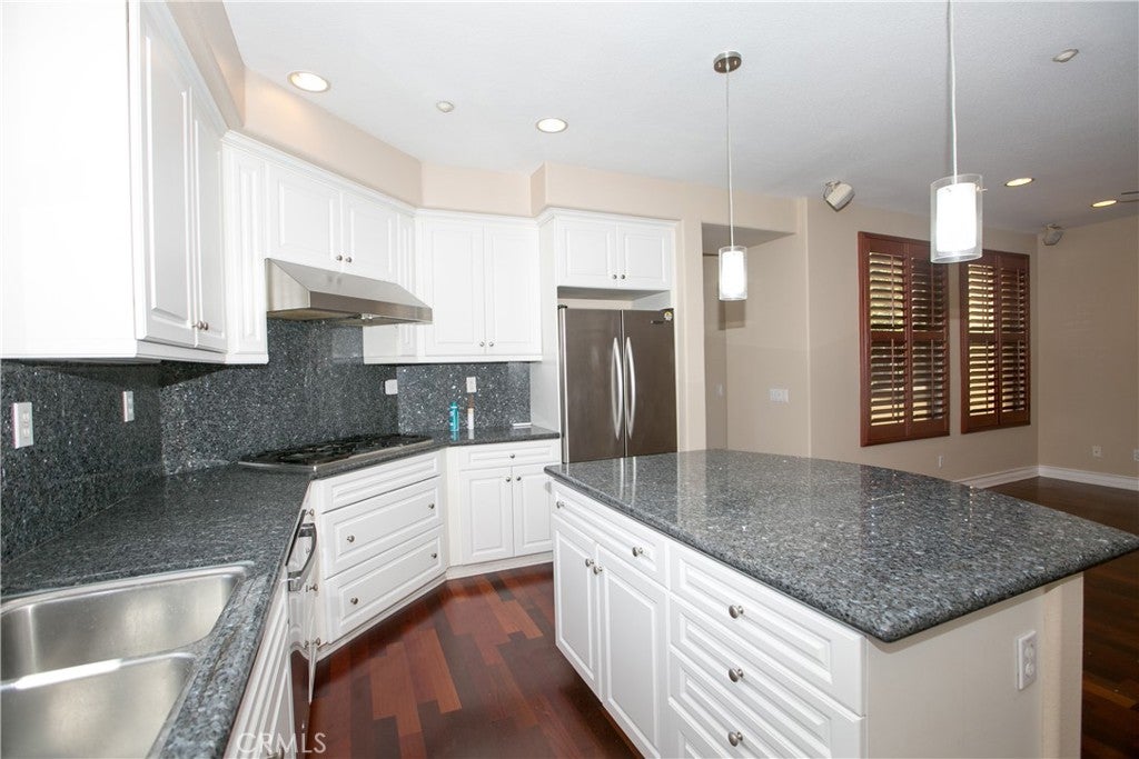 129 Chantilly, Irvine CA 92620 - Photo 24