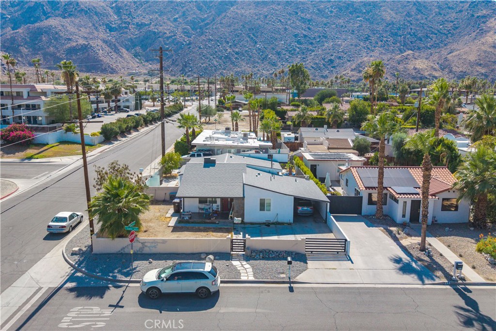 595 S Calle Santa Rosa