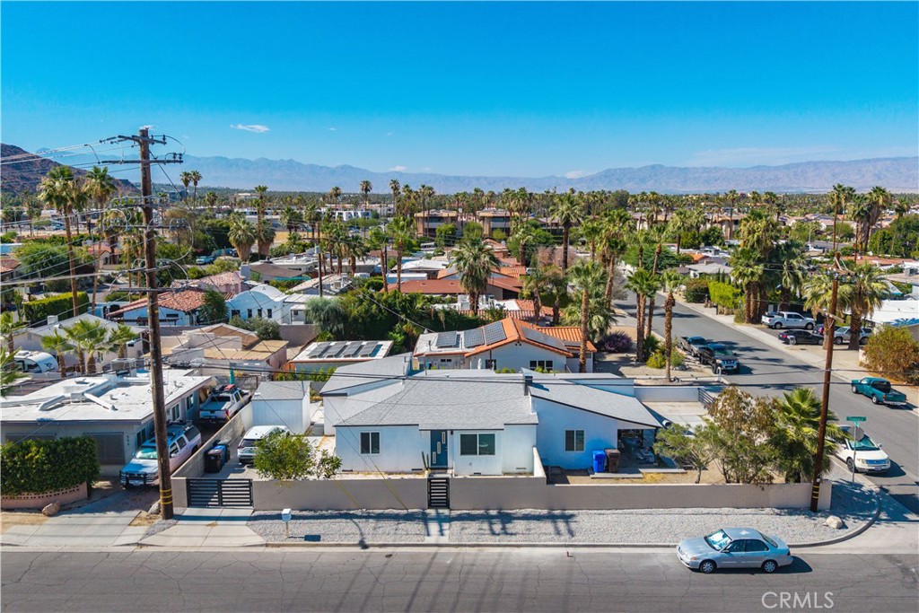 595 S Calle Santa Rosa