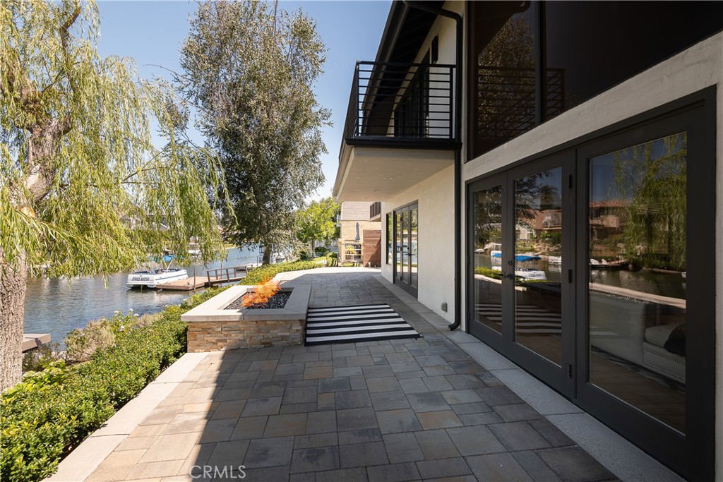 Westlake Island (711) - Residential Lease