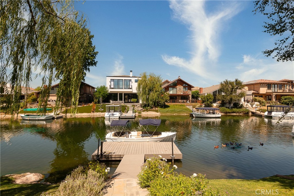 Westlake Island (711) - Residential Lease