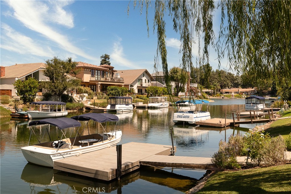 Westlake Island (711) - Residential Lease