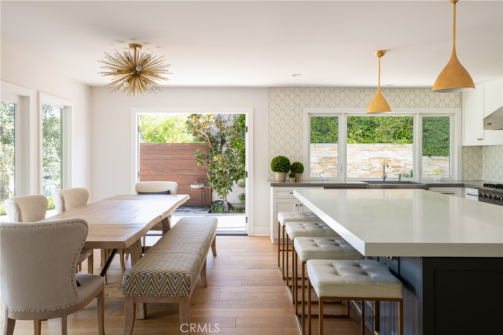 Westlake Island (711) - Residential Lease