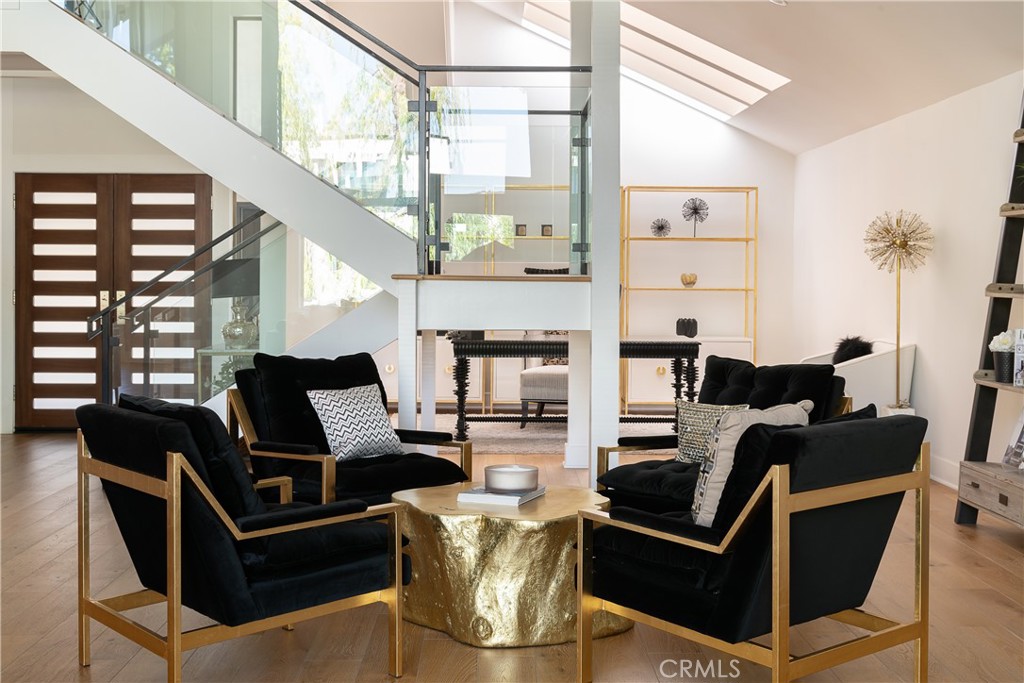 Westlake Island (711) - Residential Lease