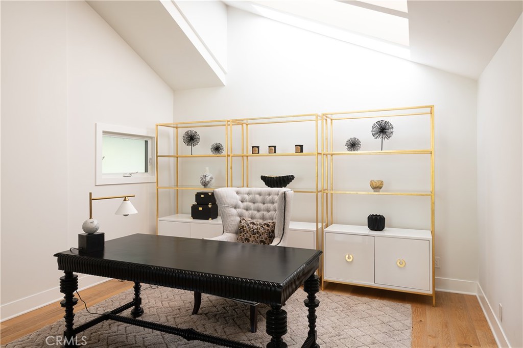 Westlake Island (711) - Residential Lease