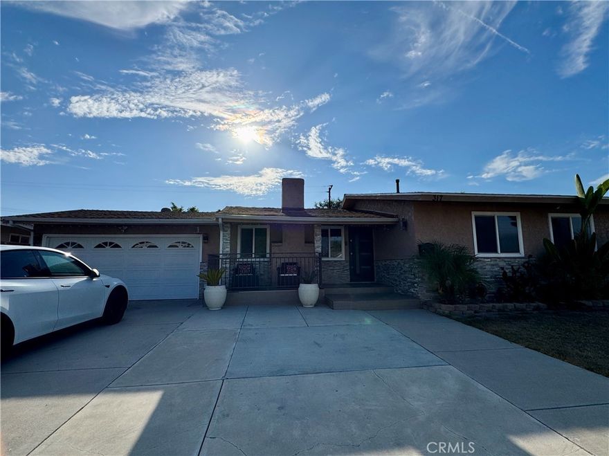 A bright and spacious room is now available for rent in a prime location. This private unit features its own separate entrance and a private bathroom, offering both comfort and convenience. The space is filled with natural light and opens up to a small, fenced patio—perfect for relaxing outdoors or enjoying a quiet morning. Located in a highly desirable area, just minutes from top-rated schools, popular dining spots, shopping centers, and offers easy access to major freeways, making it the ideal space. If you're looking for a peaceful, well-connected place to call home, this is it. Contact us today to schedule a viewing!