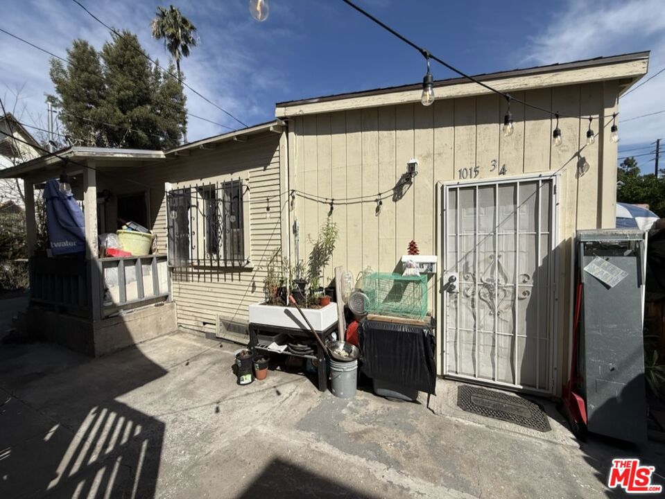 1013 E 28th Street