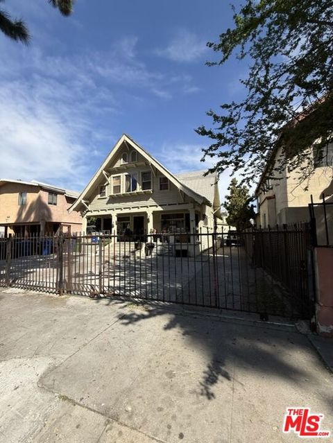 Photo of 1013 E 28th Street, Los Angeles, CA 90011 (MLS # 26751091)