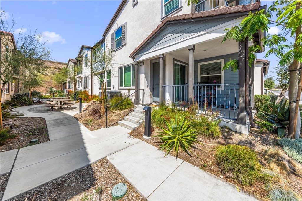 #3 Horizon Street