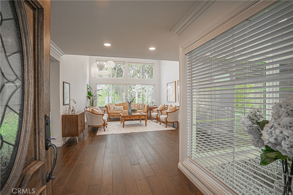 2217 Serrano Place