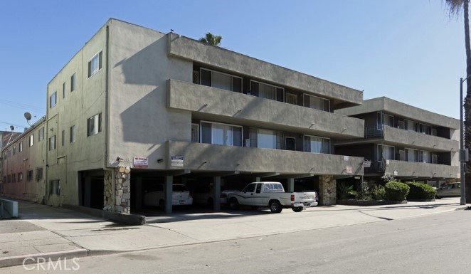 3430 Elm Avenue