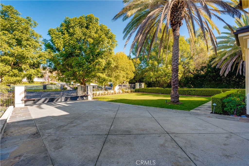 19426 Via Del Caballo