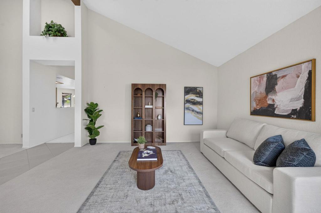 12639 Calle Charmona