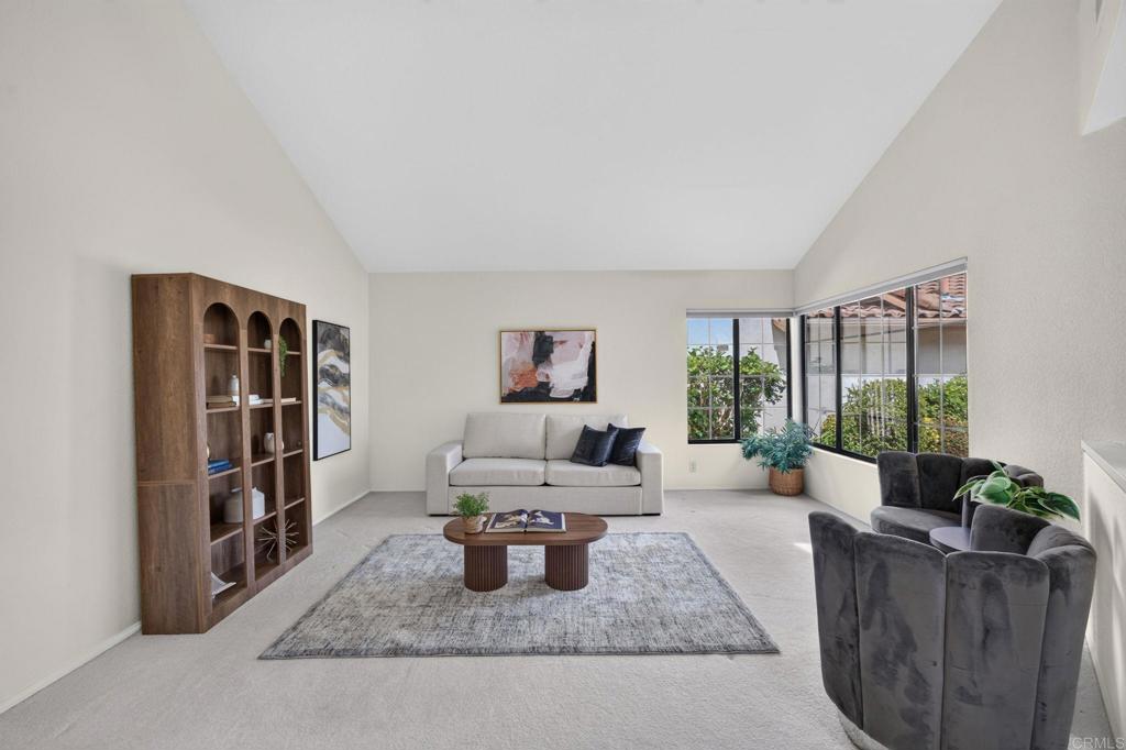 12639 Calle Charmona