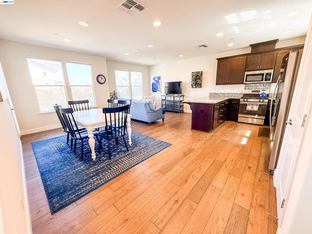 23314 Wilmot Cir