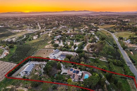 35715 Calle Nopal Temecula CA 92592