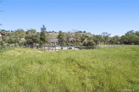 Tiny photo for 13730 El Camino Real, Atascadero, CA 93422 (MLS # SC26058505)