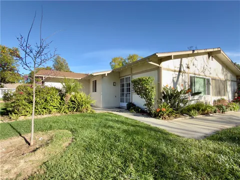 251 Calle Aragon Unit D, Laguna Woods, CA 92637 - MLS#: OC26061235