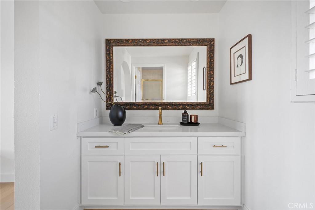 Harbor View Knoll (HKNL) - Residential