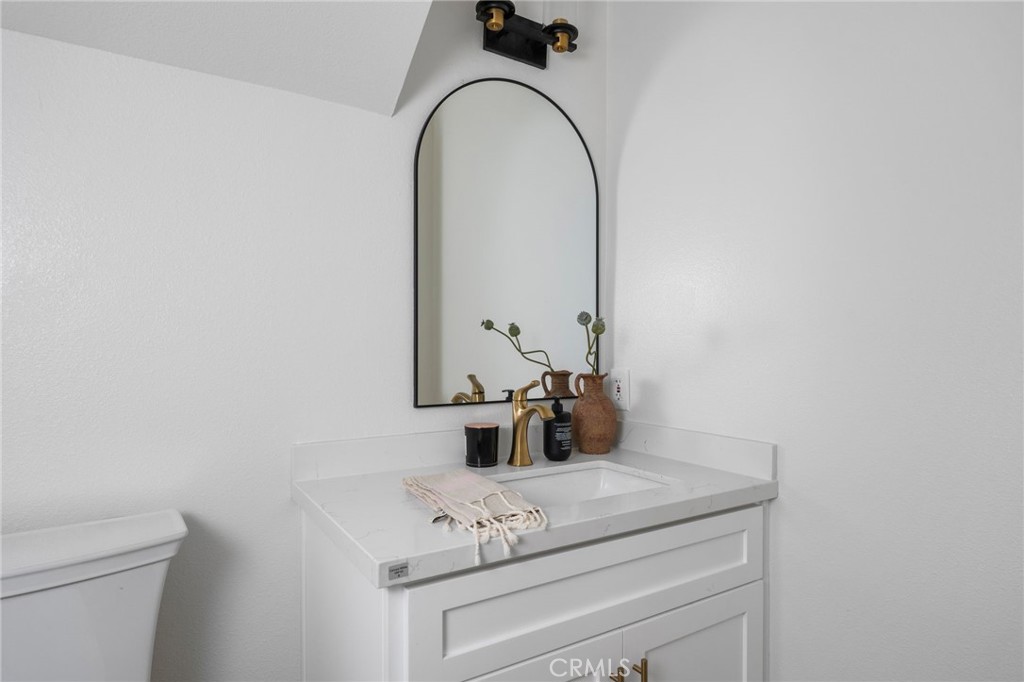 Harbor View Knoll (HKNL) - Residential