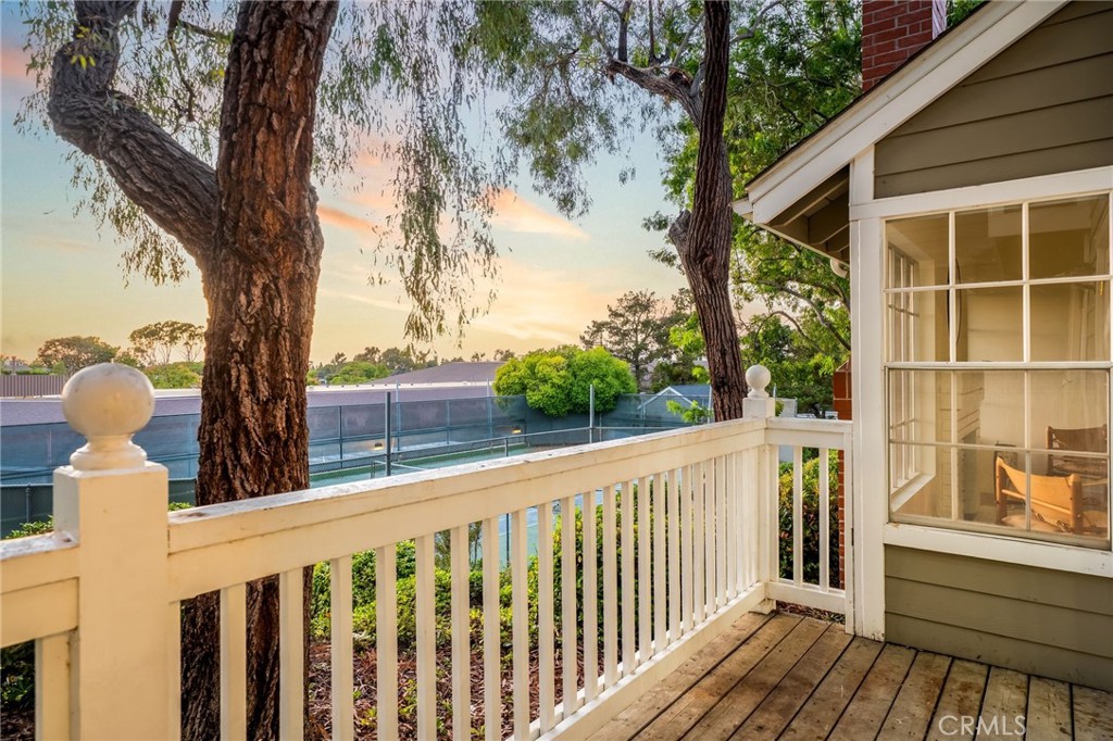 Harbor View Knoll (HKNL) - Residential