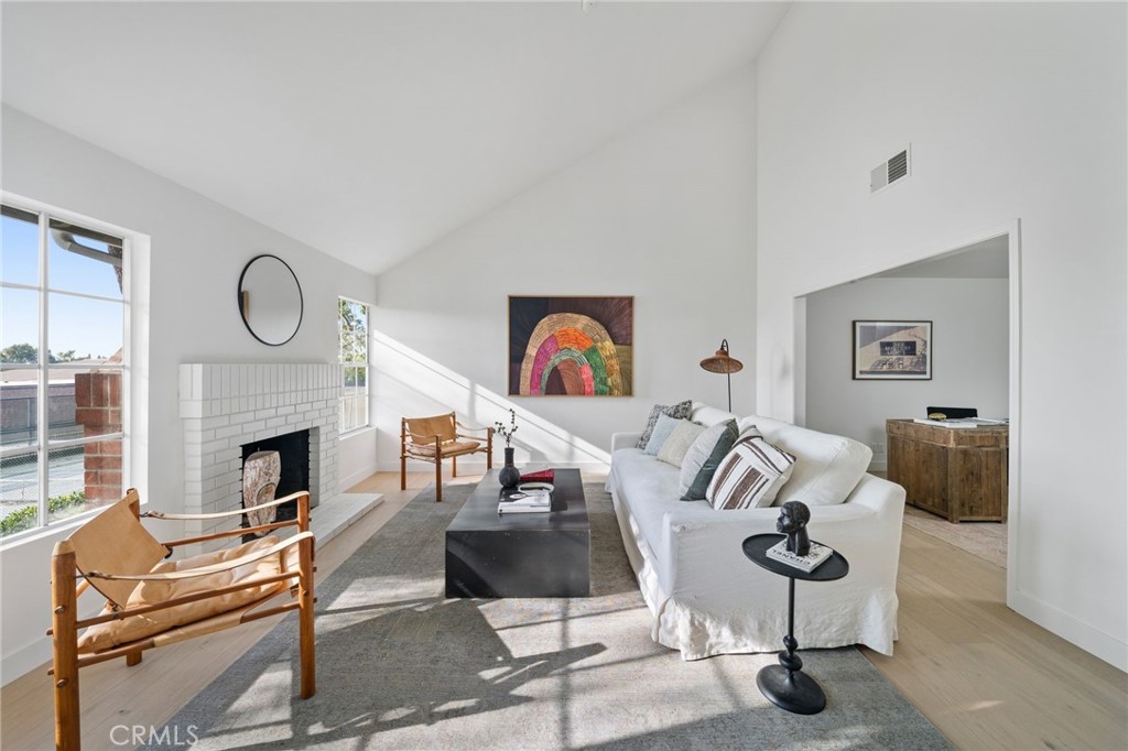 Harbor View Knoll (HKNL) - Residential