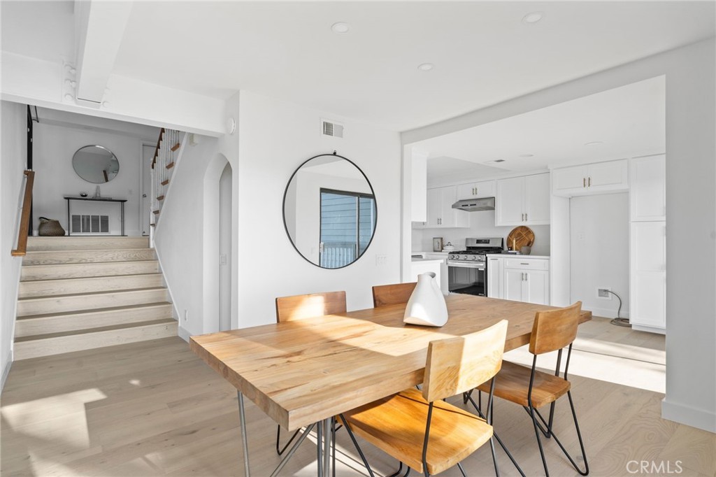 Harbor View Knoll (HKNL) - Residential