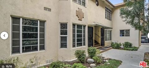 Photo of 50 Elm Avenue #5, Long Beach, CA 90802 (MLS # 25529459)