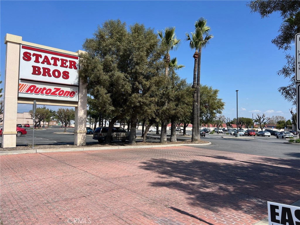 The asset total 36,367 square feet of building amongst two buildings on two parcels totaling 3.5 acres. One building is a 10,800 square foot multi-tenant retail building and the other is a 25,567 square foot retail building with 1 loading high dock on the back . A co-anchor of the shopping center . The rest of the center is anchored by Stater Bros grocery store and Auto Zone retail store.