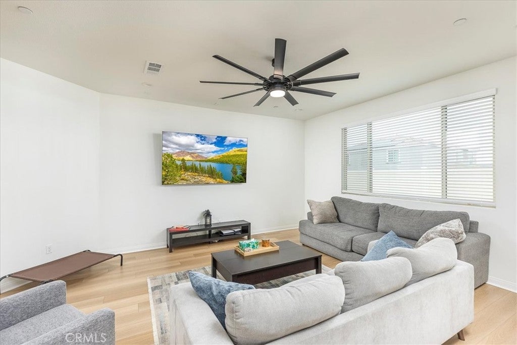 25344 Picket Range
