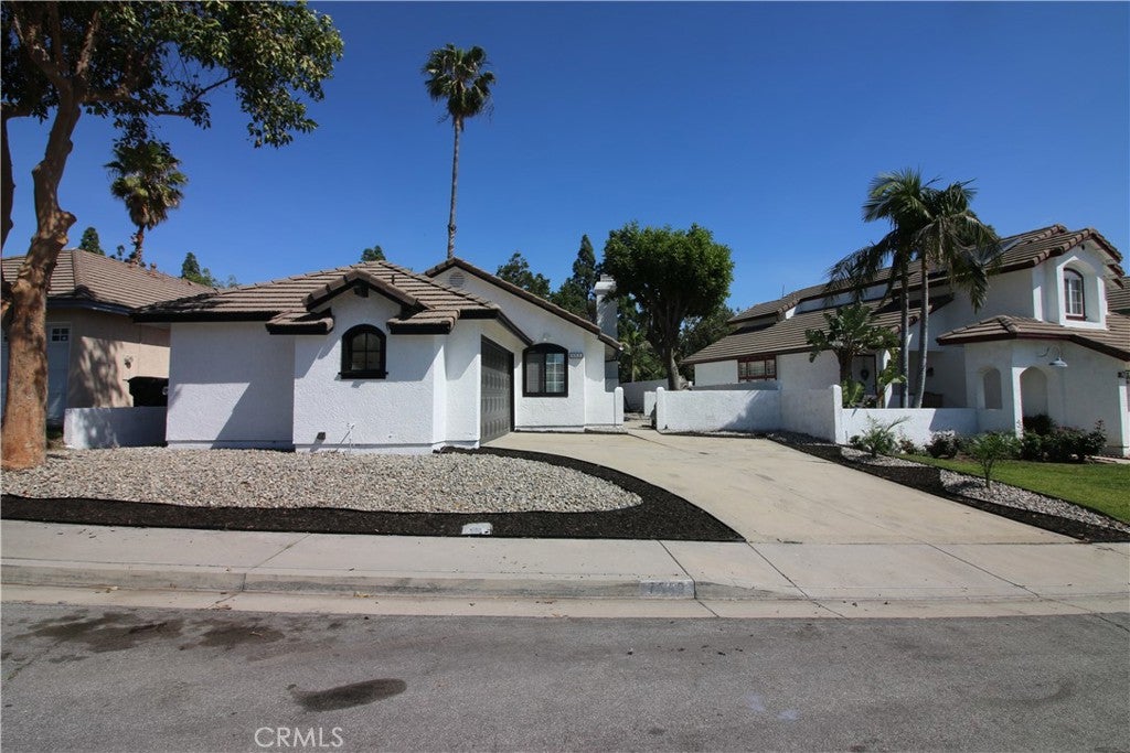 7609 Belpine