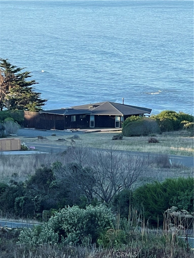 Ocean view .29 acre parcel with access to Highway 1. Land is eligible for the HOA membership with private gated beach access with miles of sandy beaches below. Manchester is a quiet community, enjoying coastal weather, close to Fort Bragg, national parks, expansive Northern California woods and rivers. Imagine waking up to an ocean breeze and ending your day with a sunset beach walk!