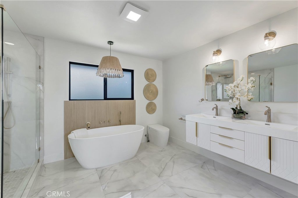 17392 Lido, Huntington Beach CA 92647 - Photo 29
