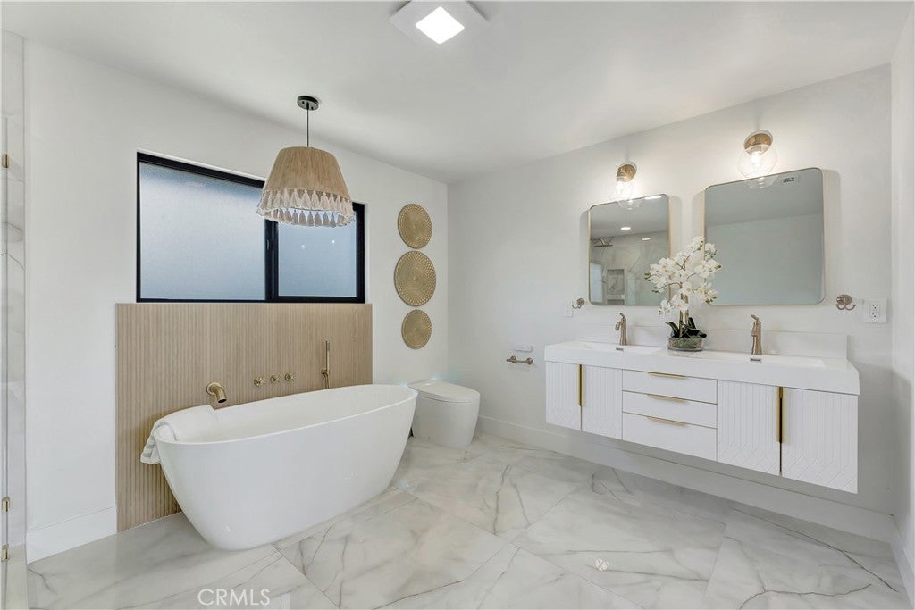 17392 Lido, Huntington Beach CA 92647 - Photo 30
