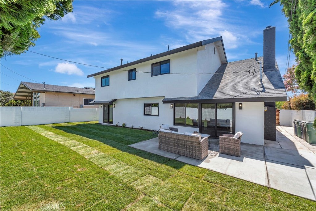 17392 Lido, Huntington Beach CA 92647 - Photo 39