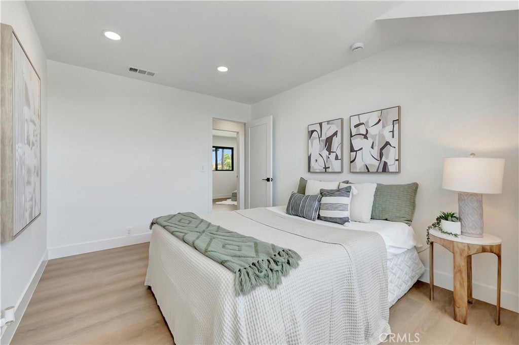 17392 Lido, Huntington Beach CA 92647 - Photo 31